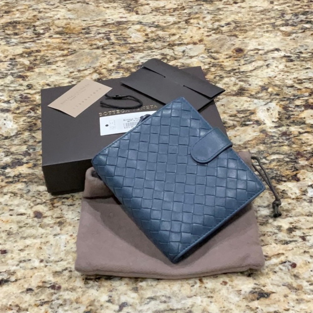 Bottega Veneta Leather Compact Wallet